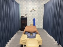 げんき堂鍼灸整骨院 ゲンキプラス 仙台駅前イービーンズ(GENKIPlus)の雰囲気（普段はカーテンをして個人の空間を大切にしております！）