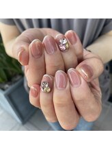 トータルサロン 白べぇーっ プラス/オフィスネイル