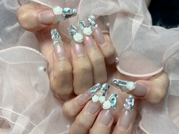 ホワイトローズフレンチネイル