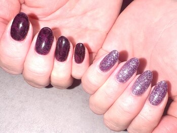 スタッフネイル