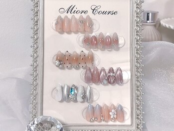 ミオレ(MIORE)/【8月】MIORE定額コース