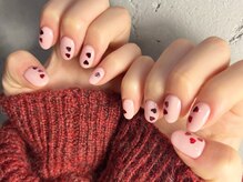 ノラ ミナミアオヤマ(NORA MINAMIAOYAMA)/ハートネイル