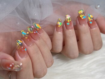 ラッキーネイル(lucky nail)/持ち込みつけ放題