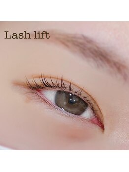 ミー(me.)/ラッシュリフト