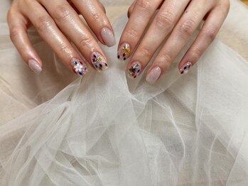 ザラボアングゥ(The Labo ungu)/キラキラネイル