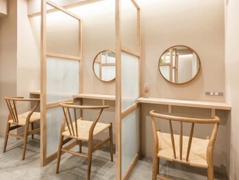 ロイル コア ビューティー(Loeyle core beauty)/街近なのでそのままお出かけも