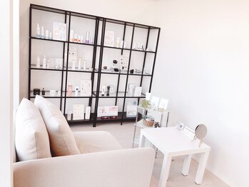 リュクスアンドコー 上田店(Luxe&co.)/【フロント】