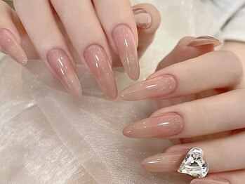 ビーアンドジー(B&G)の写真/【ネイル＆まつエクの同時施術OK！】オフィスで働く女性に嬉しいシンプルなデザインも豊富♪