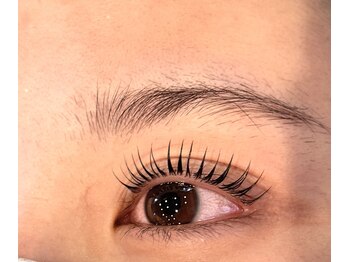 エムアンドエー(M&A)/パリジェンヌラッシュリフト