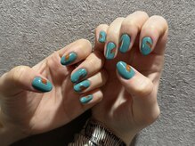 シー(Shhh...)/くり抜きクリアカラー