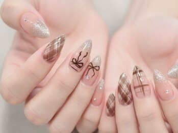 ダブルエル(WL)/シンプル可愛いネイル