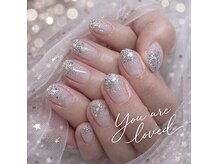 キューセブン イオンモールむさし村山店(Q7)の雰囲気（ラメグラ¥3,800。手元が綺麗だと毎日ちょっと自信が持てる。）