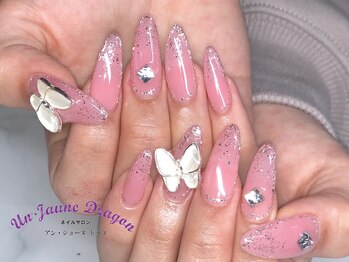 アン ジョーヌドラゴ/【ロングネイル】蝶々ネイル