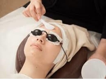 GRACETHOUSAND(グレイスサウザンド)/スタッフ施術《お顔》丸ごと脱毛