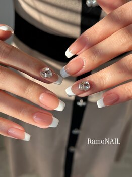 シンプル系（オフィス・日常）が得意