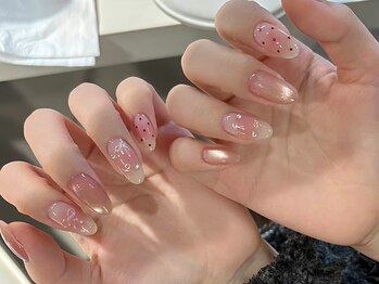 やさしい雰囲気ネイル