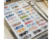 選べるサンプル沢山♪シンプルなオフィスネイルも得意です！