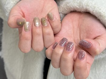 ウリネイル(uri nail)/ちぐはぐネイル