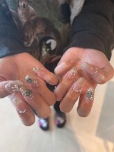 ブリスネイル うるま店(Bliss. nail)/ラメグラ＋パーツ盛り放題