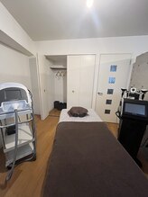 アマナ(AMANA)/【２】ベッドにご案内、お着換え