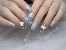 モナート(Monart)/ブルーのキラキラネイル