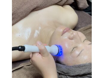 リラクゼーションよつば 柏店の写真/たるみ改善へ!顔のよがみを整え、小顔になりたいあなたへ贈る極上ケア◎