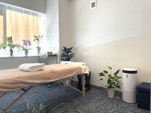 鍼灸治療院 麗月庵 新宿・代々木【術後ケア・美容鍼灸・肩こり・腰痛・不眠】の雰囲気（植物溢れる完全個室[新宿/代々木/鍼灸/肩こり/腰痛/眼精疲労]）