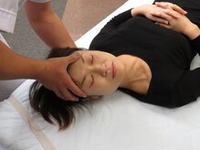 橋本整体/施術シーン[2]