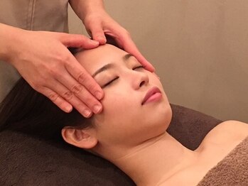 ハナ ハーツの写真/【シミ・くすみ改善◎】美白美容液導入で輝くハリ肌をゲット◎思わず触れたくなる キメの整った陶器肌へ♪