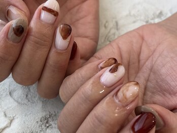 サニーヒルズ ウィズ マキア 藤沢(Sunny hills with MAQUIA)/秋ニュアンスネイル