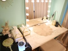 銀座エイジングケアサロン/メイクスペースあります♪