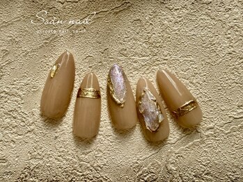 ソアンネイル(Soan nail)/ベージュ×ゴールド