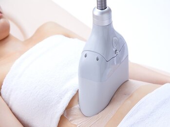 スローティラテ 中道店の写真/目に見えるサイズダウン！分厚い脂肪を最新痩身機器で撃退！春先に向けて身体を徹底的に大掃除♪