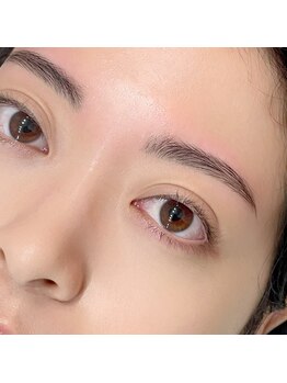 クレスト 表参道(crest)の写真/一度整えたら、ずっとキレイ。crestの眉毛は長持ちが違う。