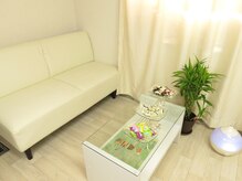 ほぐすてリラクゼーションの雰囲気（順番を待っていただくときも，リラックスしてお待ちいただけます）