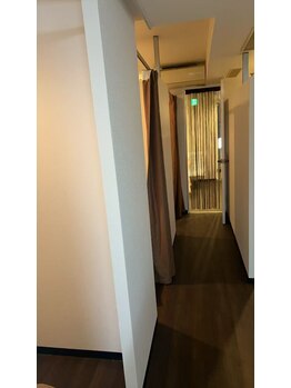 高級リラクゼーション 小百合/店内1