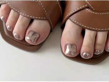 シーン(SHEEN)の写真/豊富なカラーから何色でも!見えない部分も抜かりなく◎今こそ徹底フットケアでしっとり柔らかな足先に♪