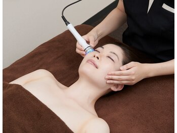 CNヘルス アンド ビューティーサロン in 上野(CN Health&Beauty SALON)/ハイパーナイフ６（顔）