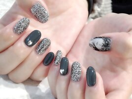 痛ネイル1本5000円♪