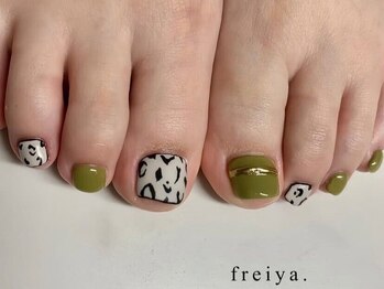 フレイヤ(Freiya)の写真/足元からオシャレを満喫☆お仕事上ハンドができない方にも◎持ち込みOKで季節に合わせて理想の足元を演出♪