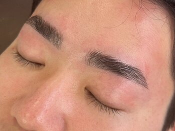エムズアイブロウ 大阪京橋店(M’sアイブロウ)/メンズハリウッドブロウリフト