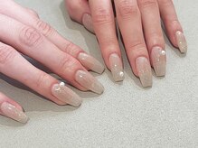 【長さだし可能◎】一本から亀裂補強、長さ出しが出来ます♪自爪が薄い方にもオススメ☆