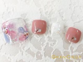 水彩風フラワーネイル