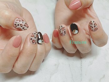 フランセス(Frances)/ヒョウ柄ネイル