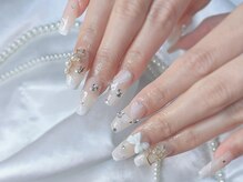 フィオナ 大久保店(Fiona)/流行りのシアーフレンチネイル