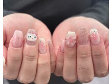 シー(SHE)/チークネイル