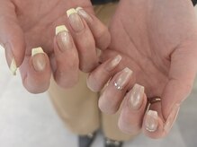 サンジュウヨン(34)/アシメトリネイル　パラジェル