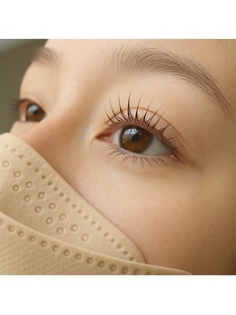 プレシャス 府内店(PRECIOUS)の写真/リーズナブルな価格で理想の顔立ちへ。まつ毛と眉毛のセットメニューで垢抜け◎