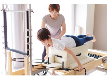スタジオヴォールスタジオ 一宮スタジオ(Studiowohl)の写真/40,50代からの"美ライン"トレーニングはヴォールへ！しなやかで凛とした後ろ姿を目指せる「一宮駅徒歩8分」