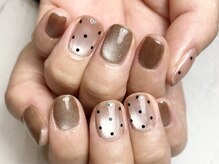 アイラッシュアンドネイル専門店 クラル(CURAR)/ドットネイル